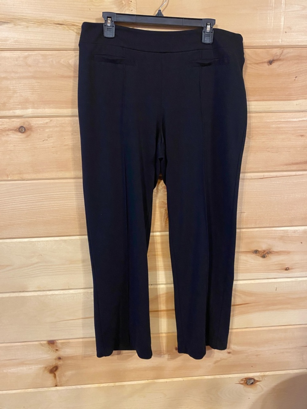 $12-Cato woman 14/16 petite Straight Leg pleated Pants in Black